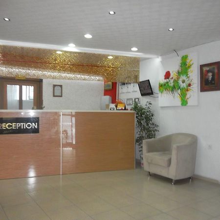 Konak Hotel Mut Esterno foto