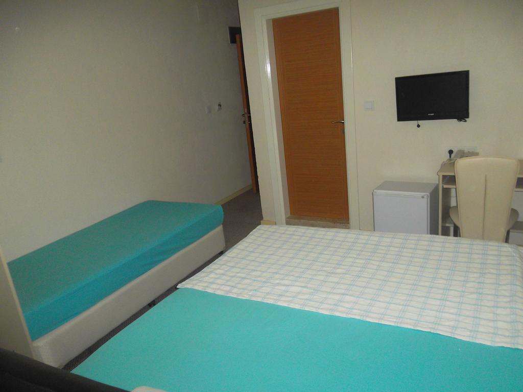 Konak Hotel Mut Esterno foto
