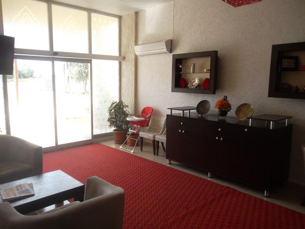 Konak Hotel Mut Esterno foto