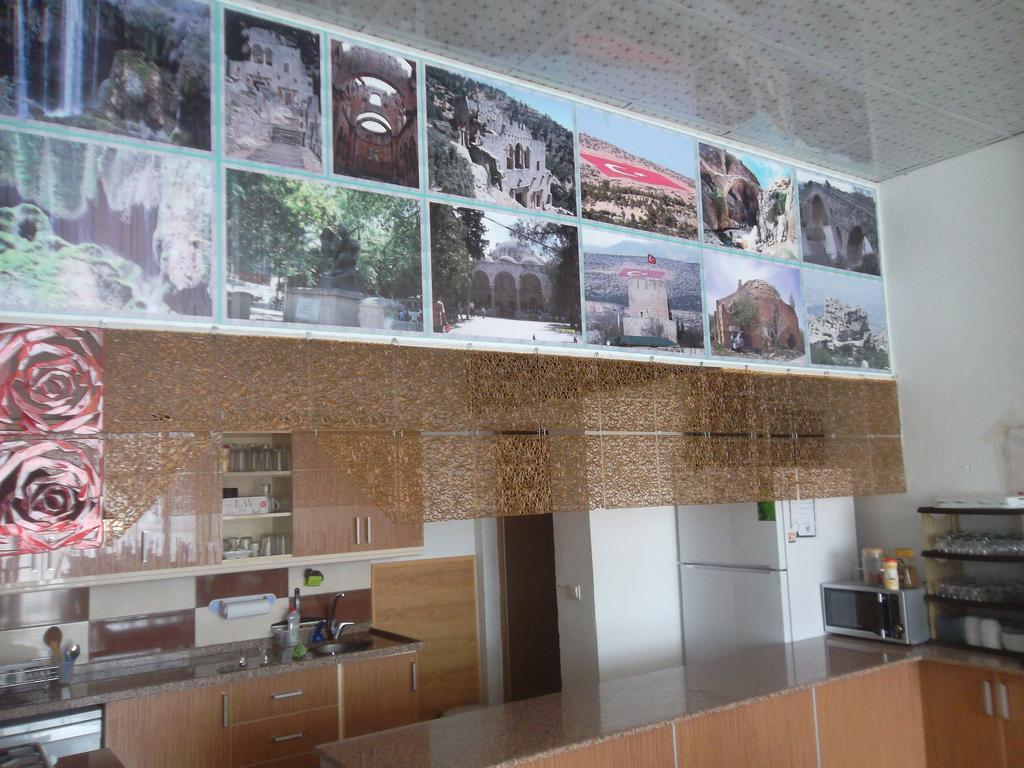 Konak Hotel Mut Esterno foto